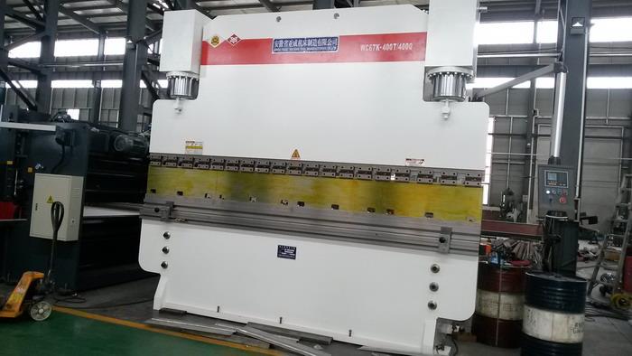 WC67K NC Hidrolik Pres fren 400T4000