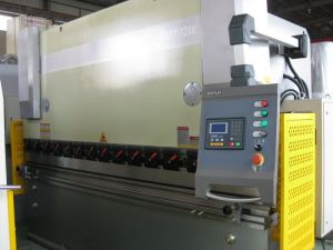 WC67K hidrolik Servo Motor basın fren-125T3200